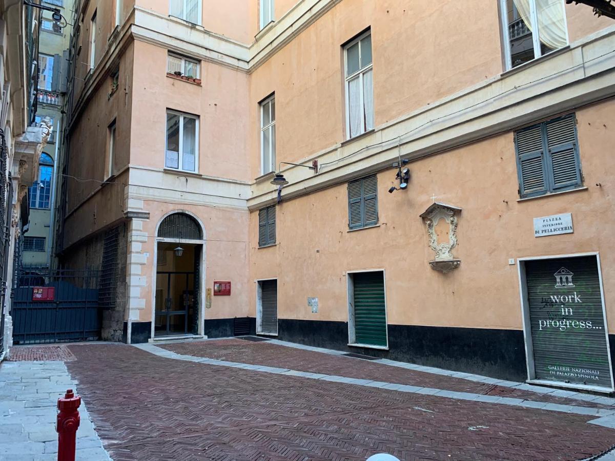 House Pellicceria By Holiday World Genova Esterno foto